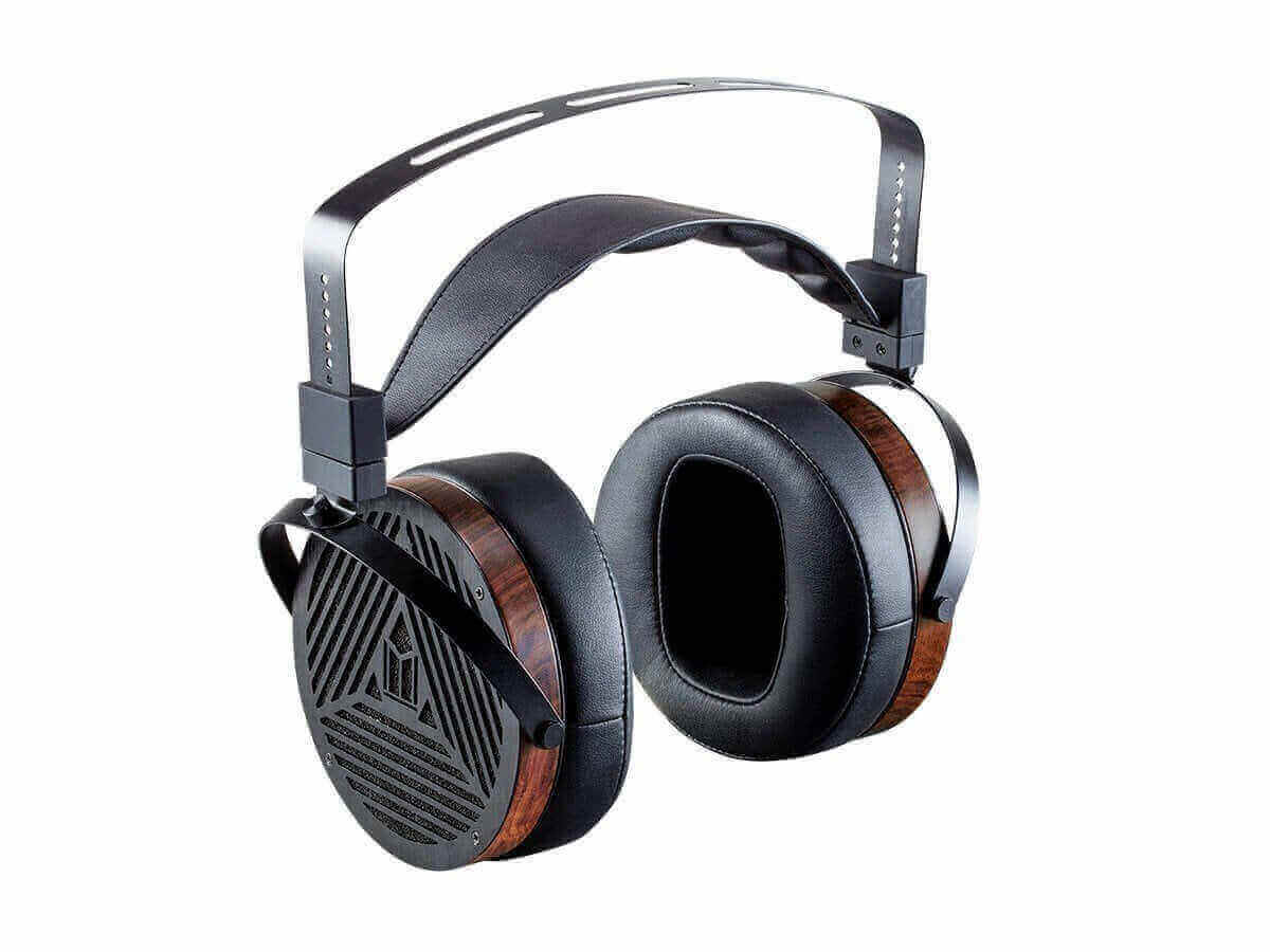 Monolith M1060 planar headphones showcasing detailed sound, ideal for audiophiles. Enjoy 6th of January sale now!